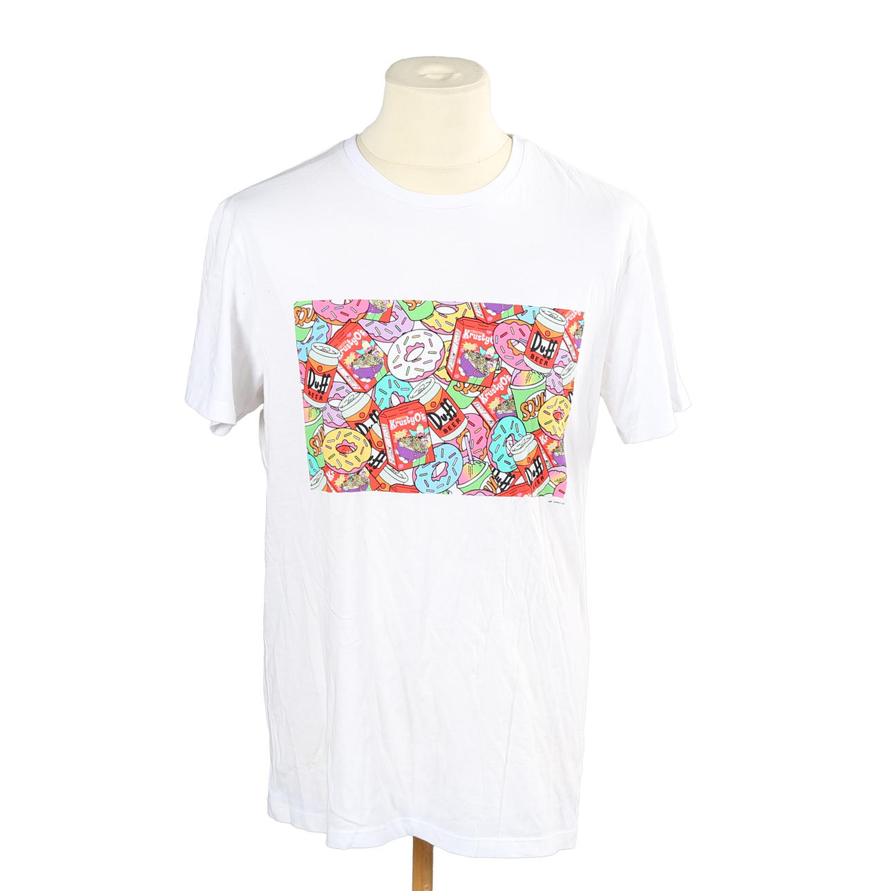 ED SHEERANIN SIMPSONIT T-PAITA.