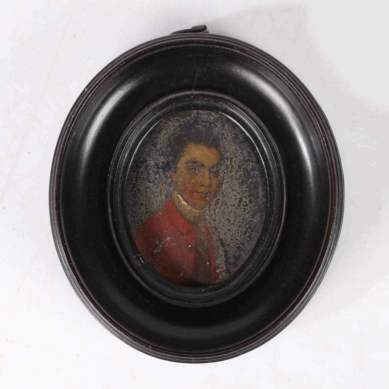 AN 18TH CENTURY PORTRAIT MINIATURE.