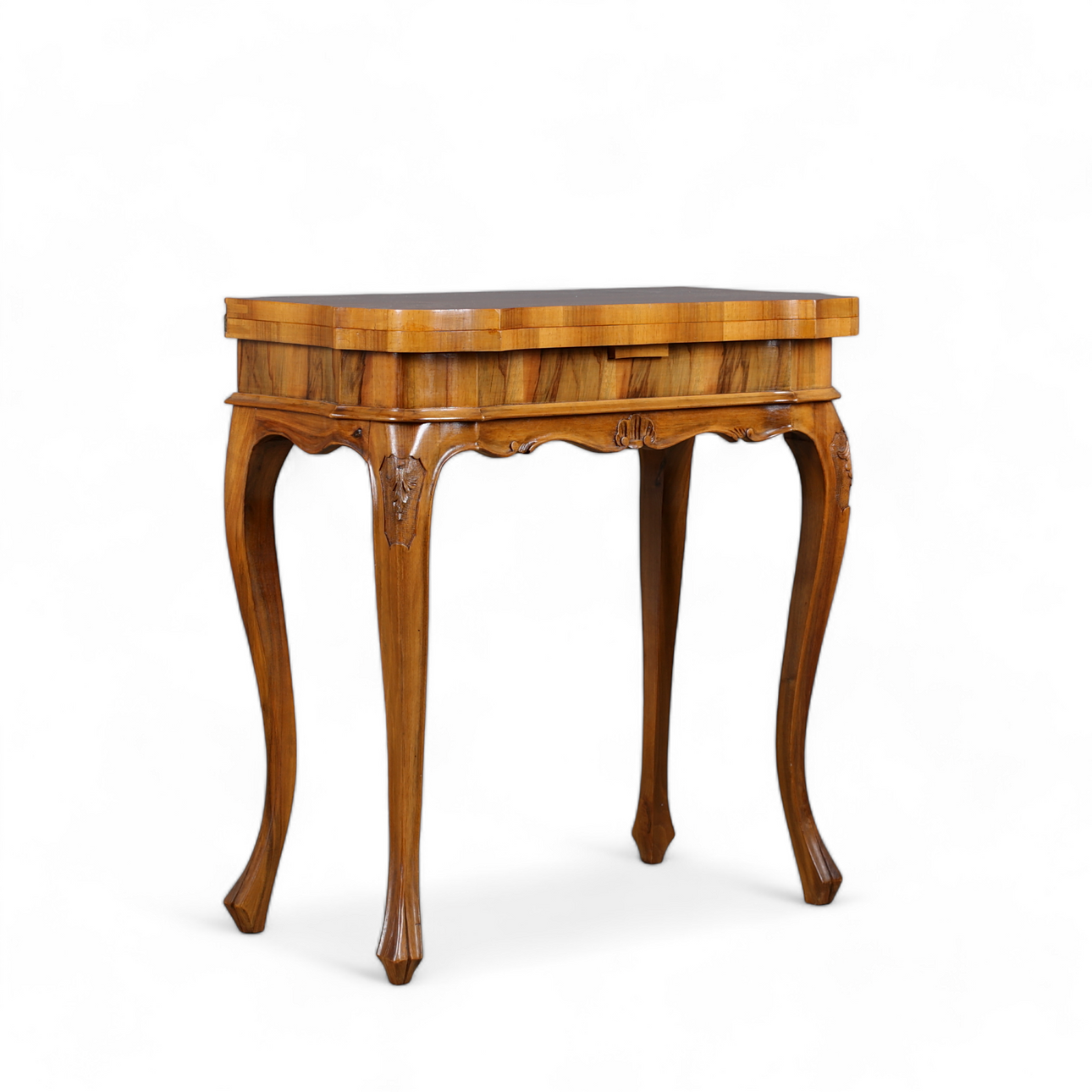 SPILLEBORDE, 20. ÅRHUNDREDE.