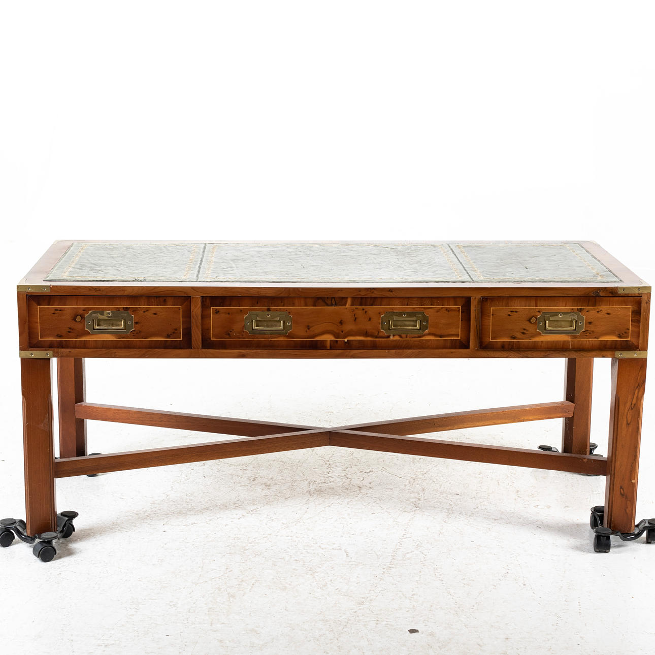 HALLMÖBEL, med 3 skuffer, engelsk stil.