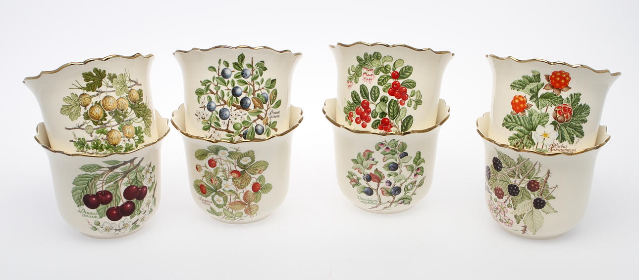 YTTERFODER, porslin, 8 st olika, Goebel.