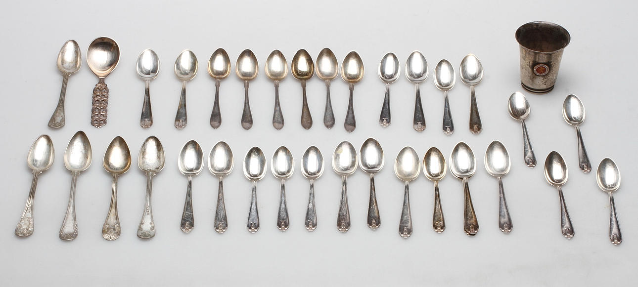 SILVER, total vikt ca. 493,7 gram.