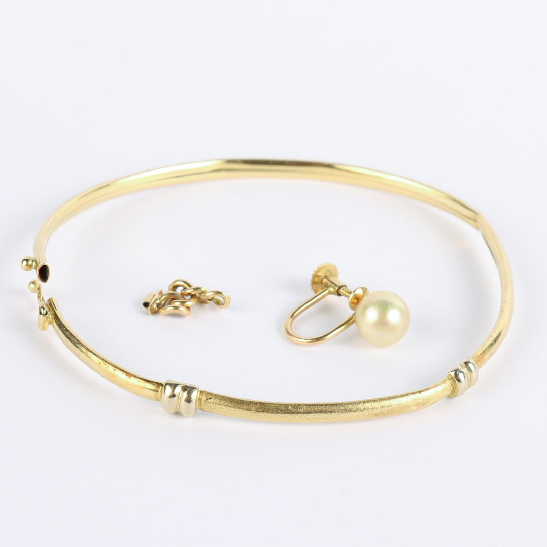 SMYCKEN / SKROTGULD. 18k guld.