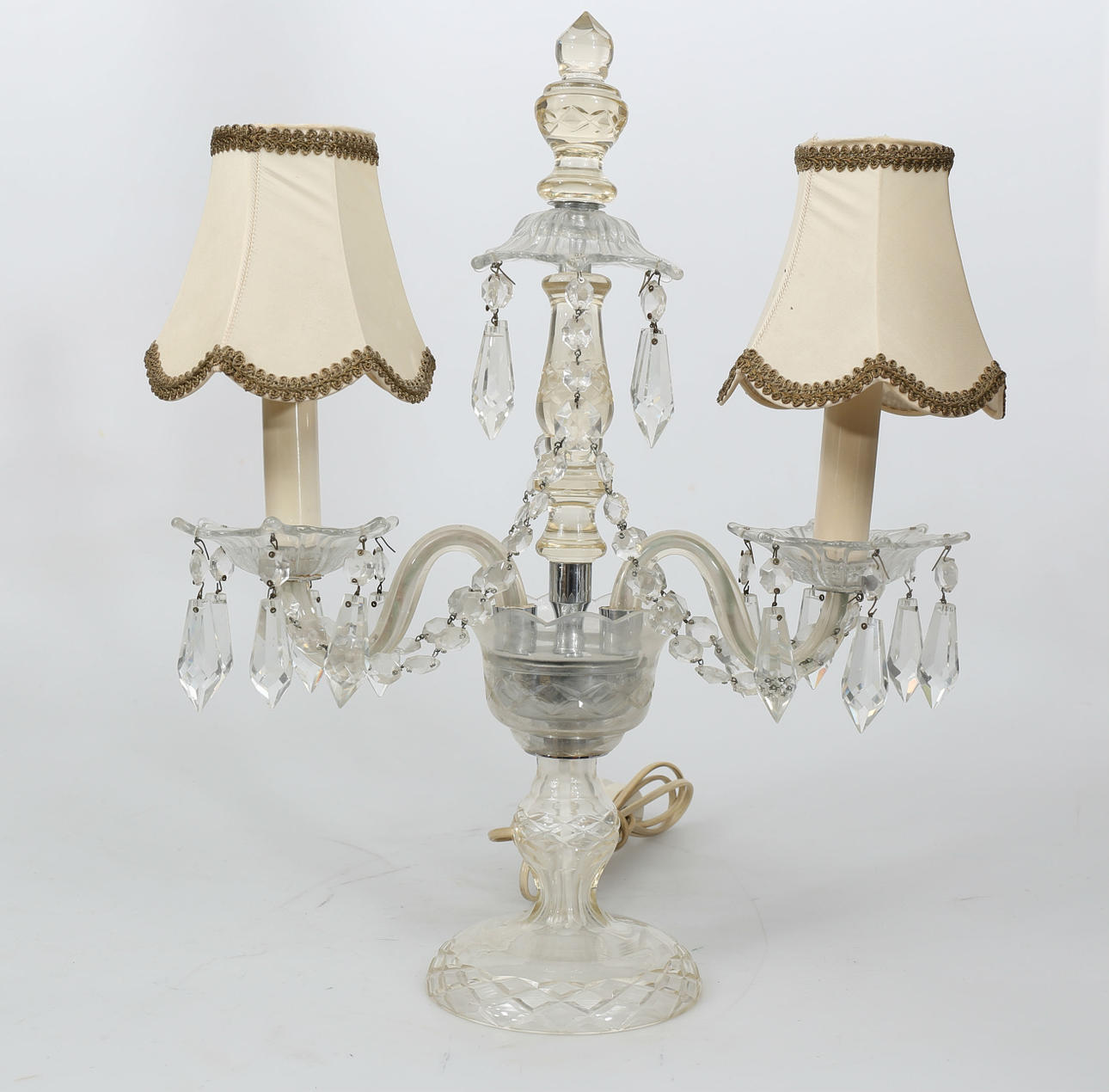 BORDSLYSTER, glas och prismor, 1900-talets andra hälft.