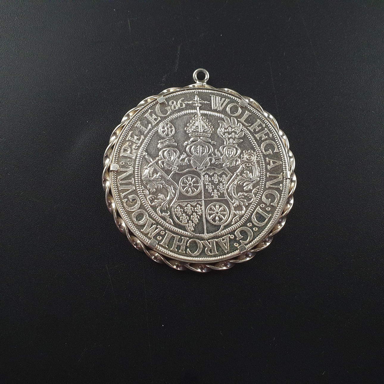 MÜNZ-ANHÄNGER, SILBER, WOLFFGANG :D:G:ARCHI:.