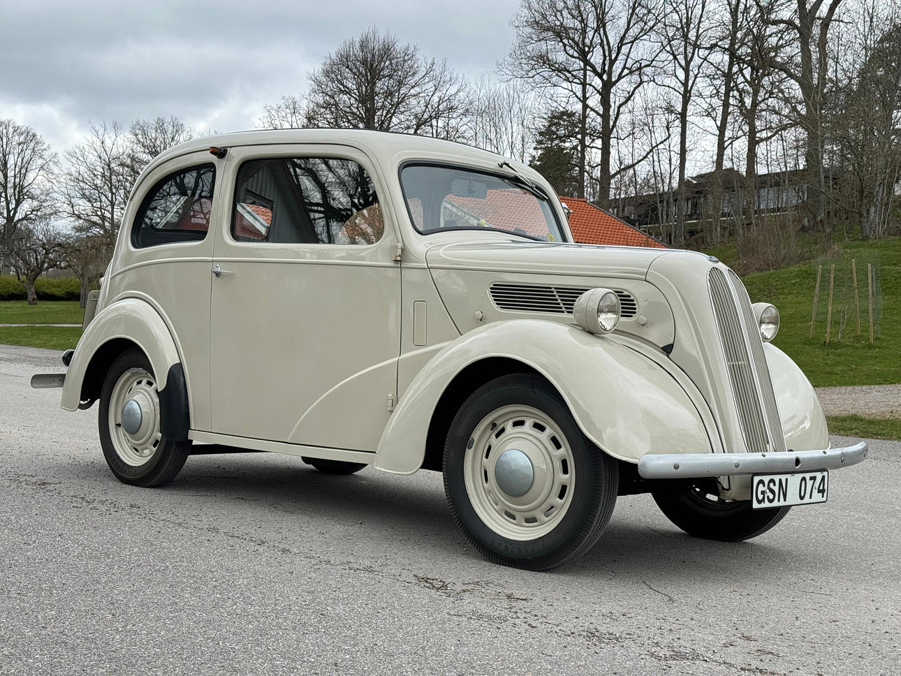 FORD POPULAR 104E, año modelo 1954, Inglaterra.