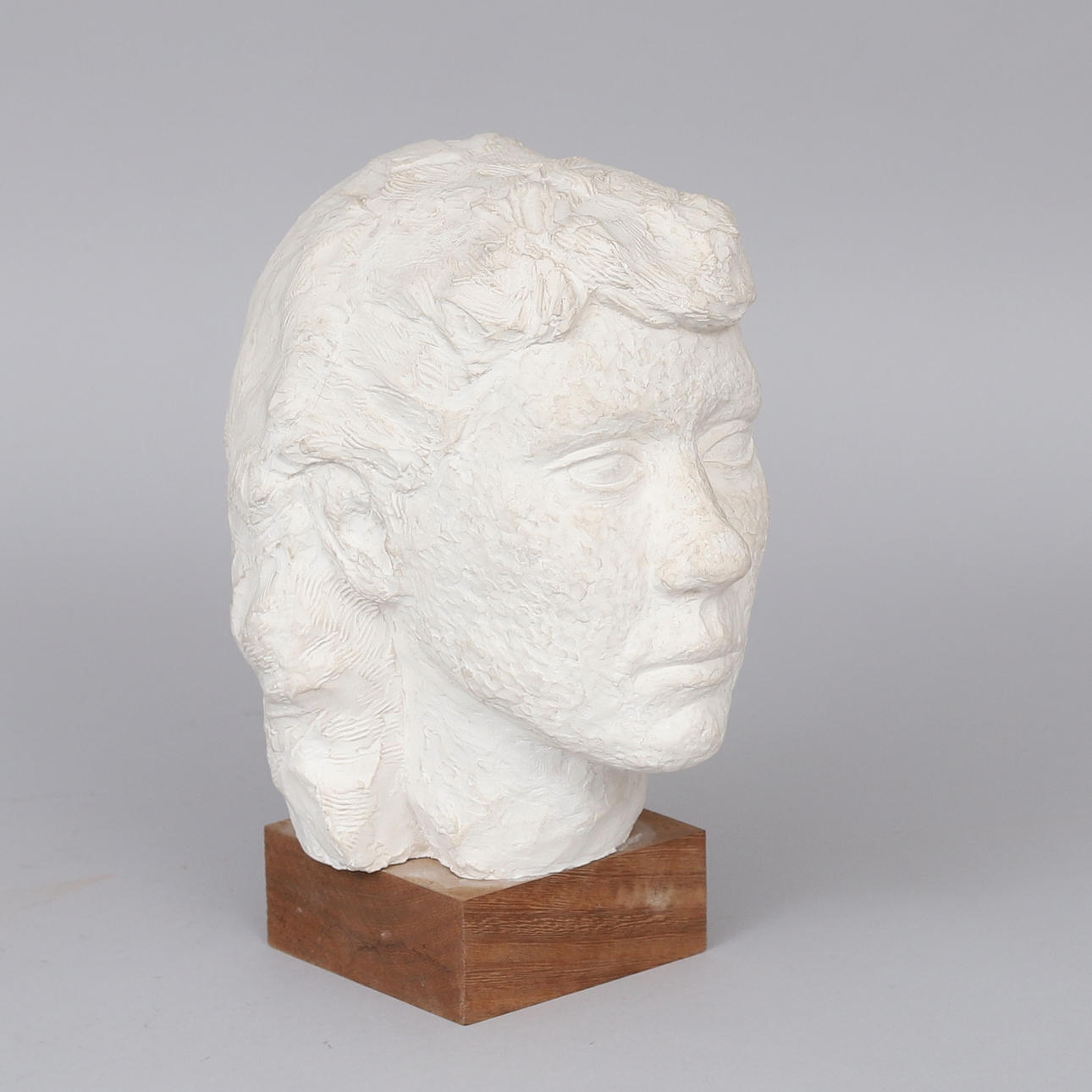 OKÄND KONSTNÄR. Face, plaster, unsigned.