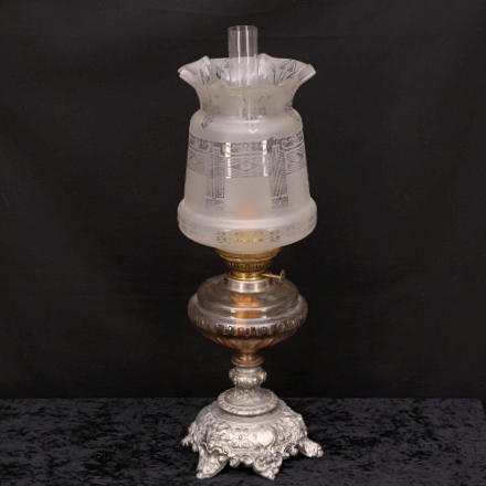 BORDSFOTOGENLAMPA, metallfot, 18-/1900-tal.