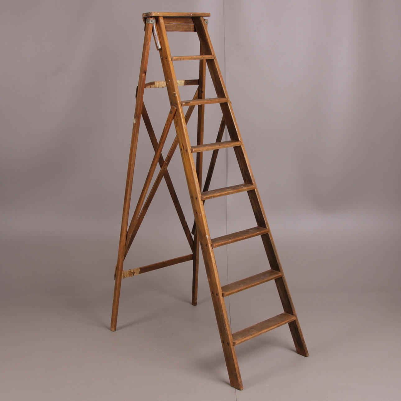 STEGE, trä, hopfällbar, 1900-talets mitt.