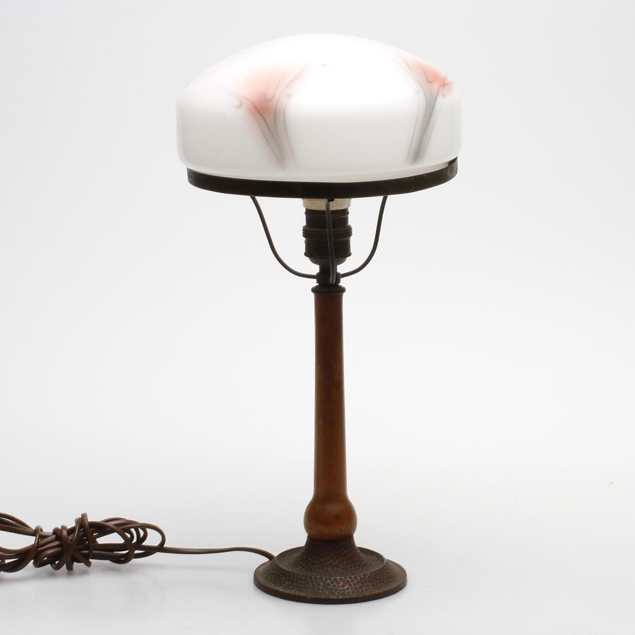 BORDLAMPA, strindbergsmodell, 1900-talets första hälft.