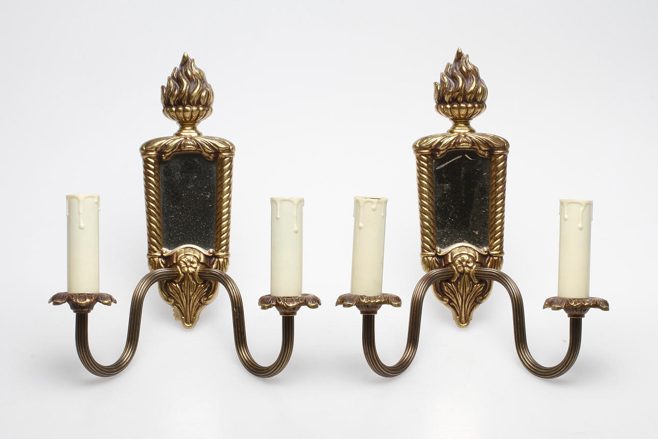 VÄGGLAMPETTER, ett par, mässing, 1900-tal.