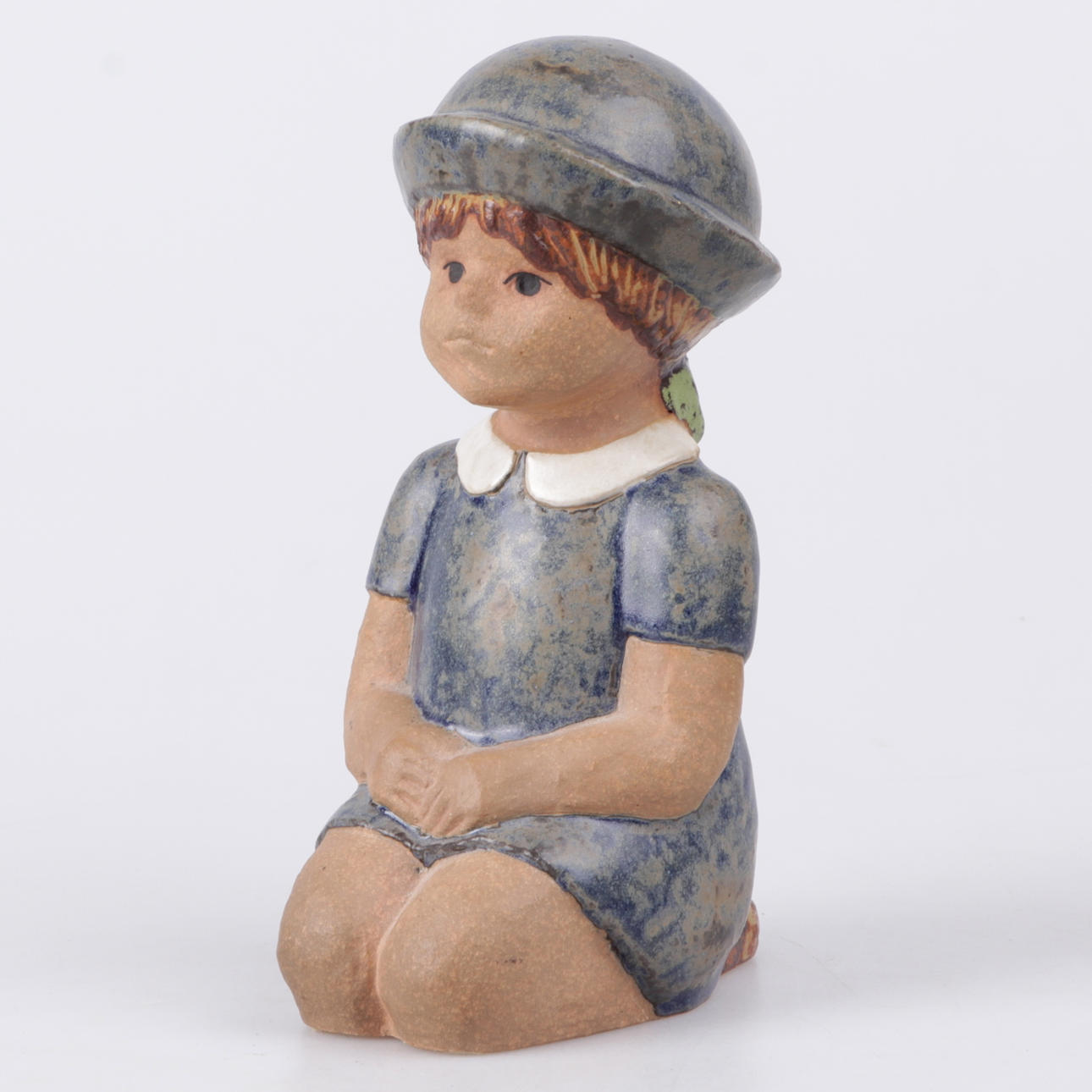 FIGURIN, stengods, "Sommarklädd", Lisa Larson för Gustavsberg.