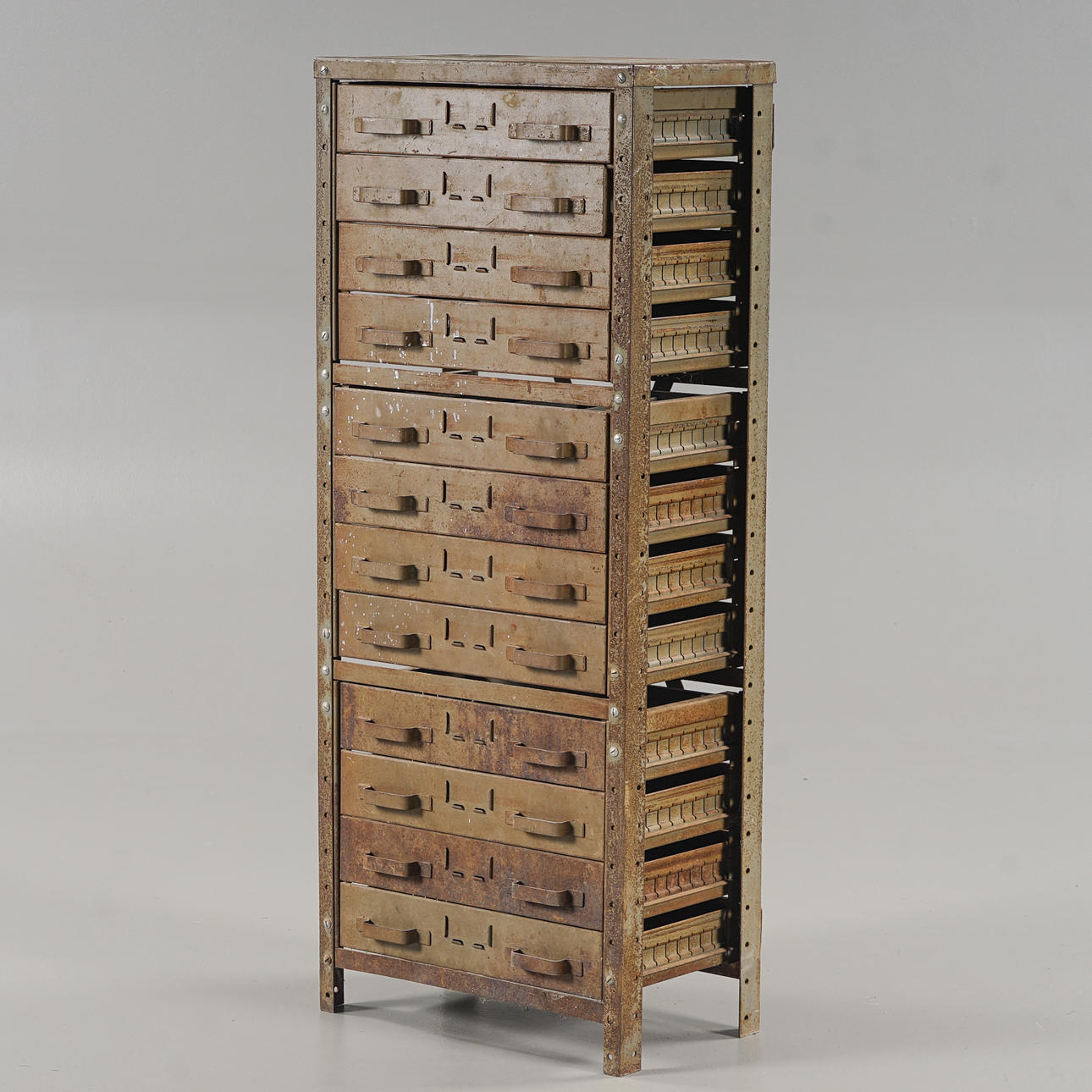 Kommode Industriel model, 20. århundrede.