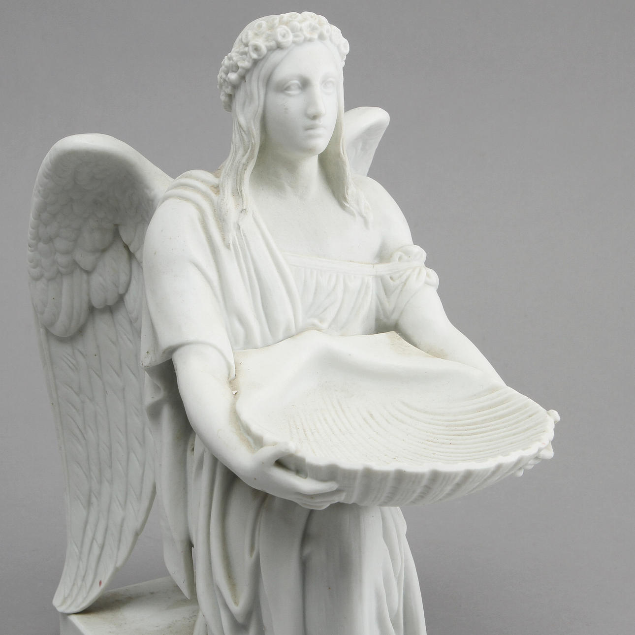 FIGURIN, ängel med fat, parian. Bing & Gröndahl, Danmark.