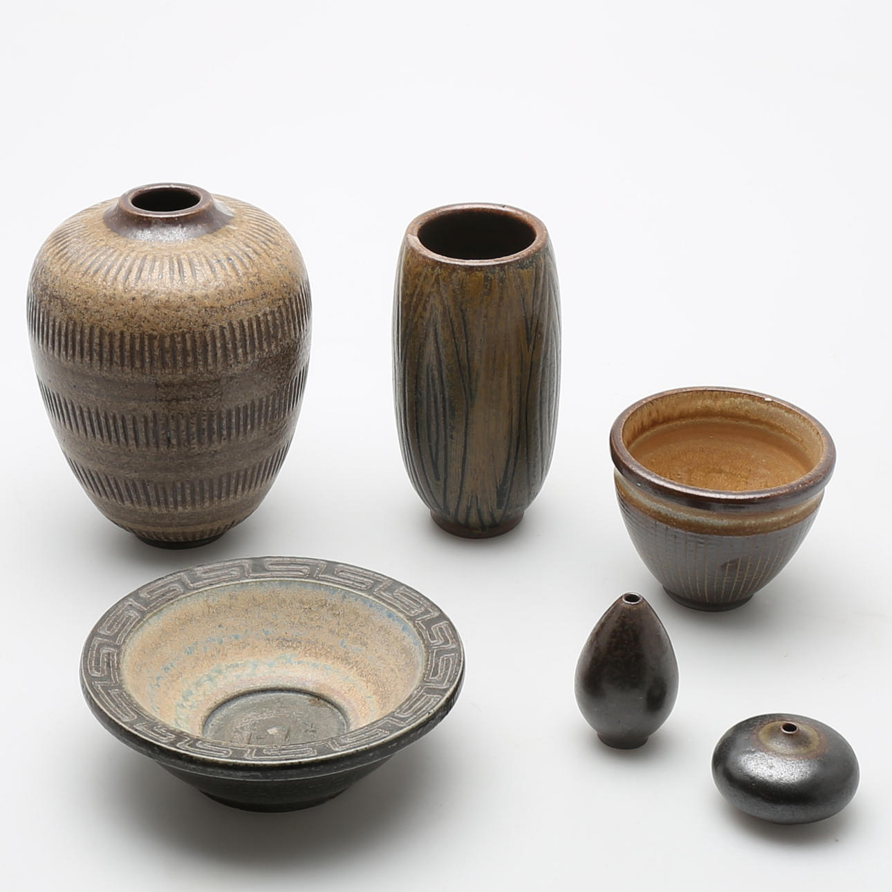 VASER OCH SKÅL, 6 delar, stengods, Wallåkra.