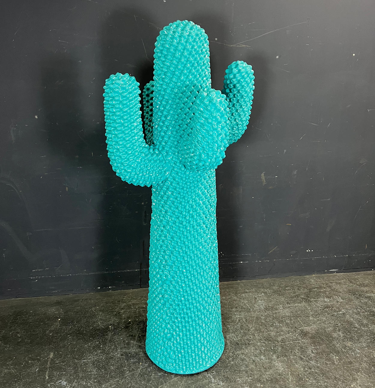 DROCCO & MELLO. GUFRAM GAMMABLUE CACTUS. Furniture - Other - Auctionet