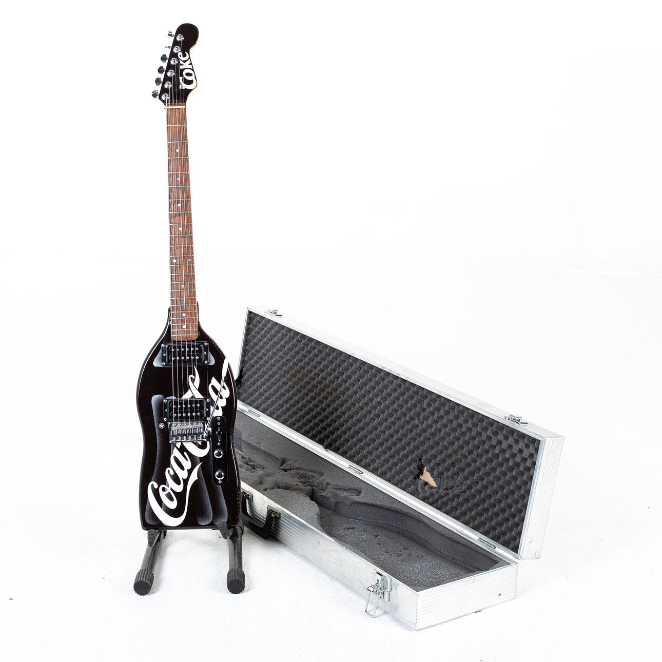 E-GITARRE, mit Koffer, Special, Coca Cola.