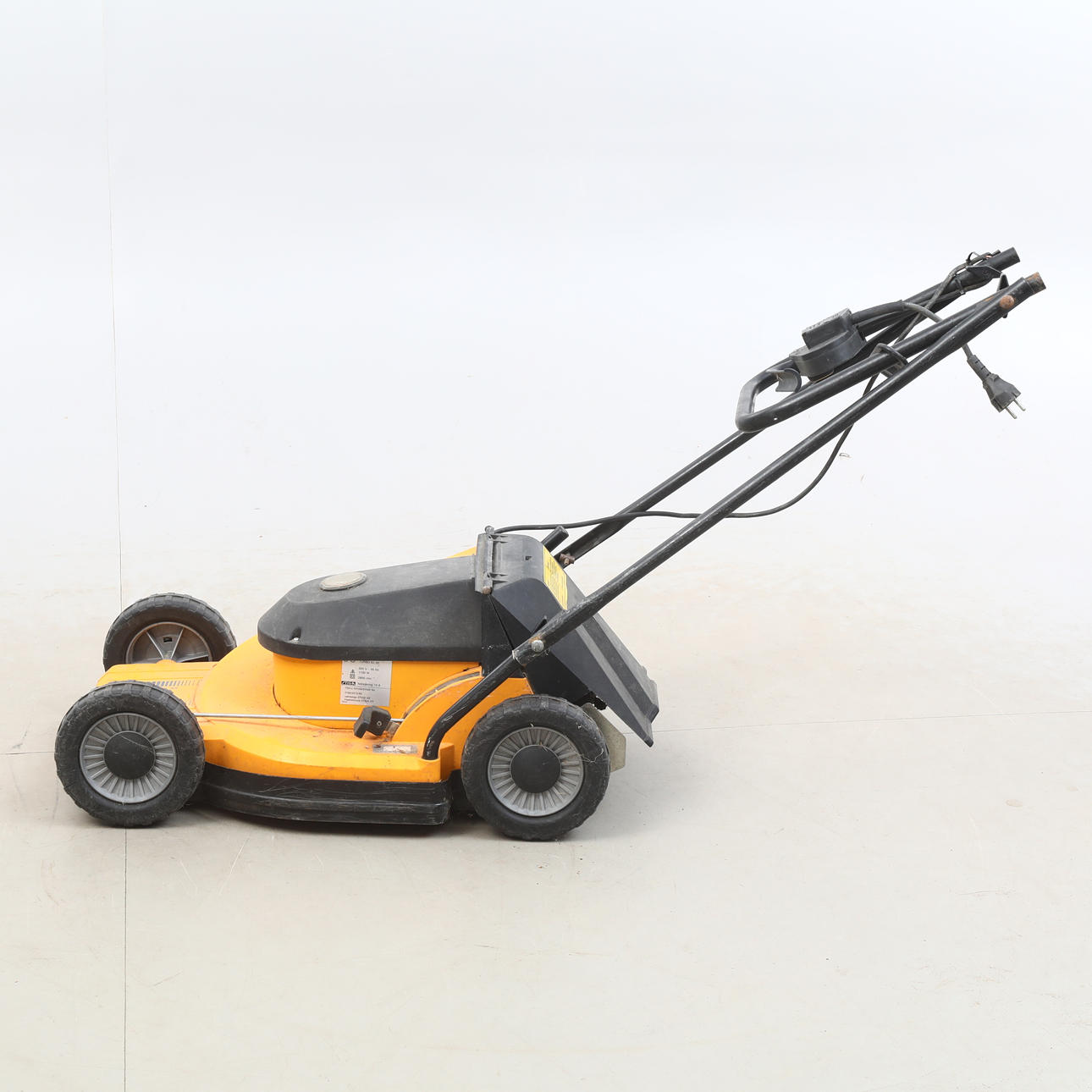 RASENMÄHER, Stiga turbo EL35.