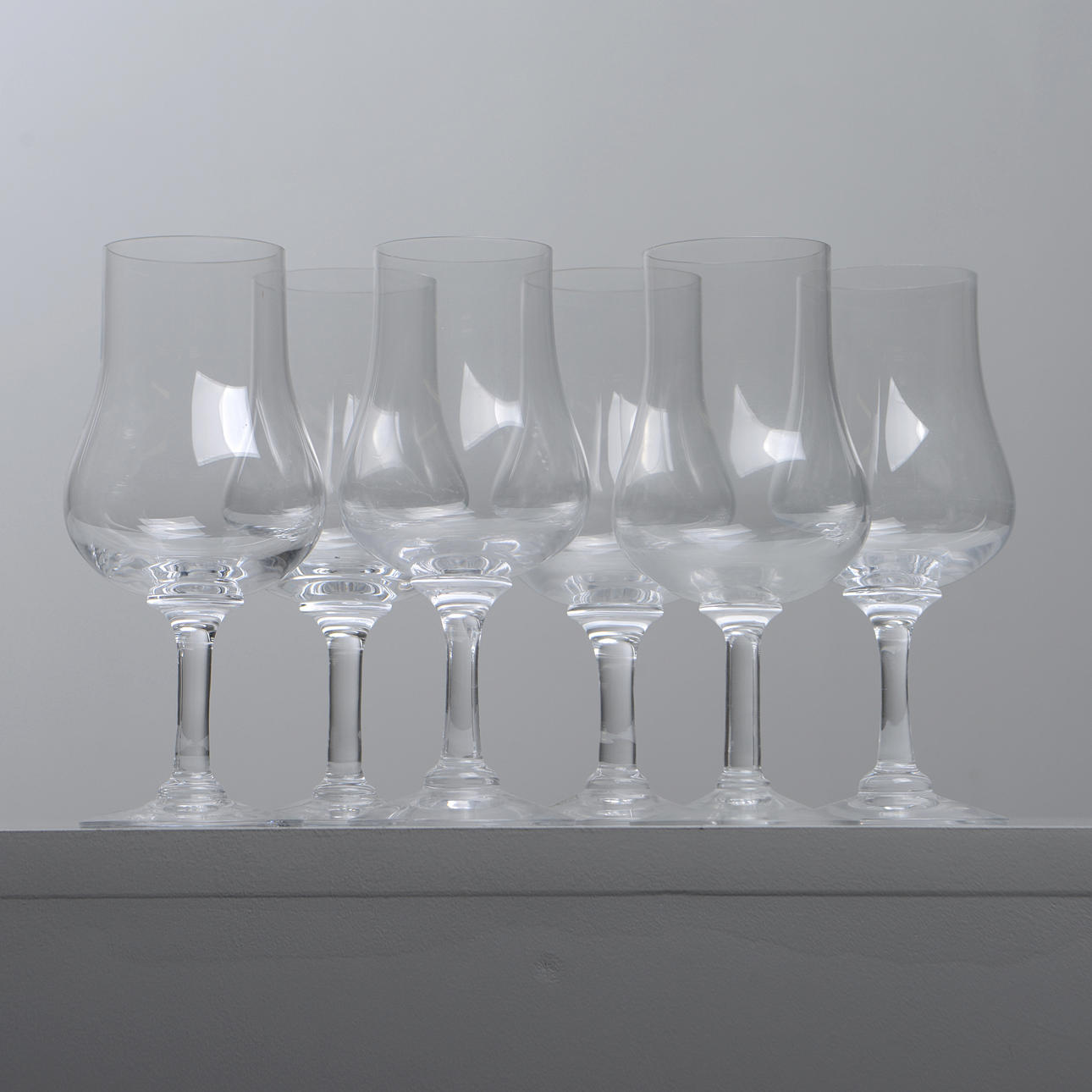 GUNNAR CYRÉN. „Elixir“, 6 vinsmagningsglas, Orrefors.