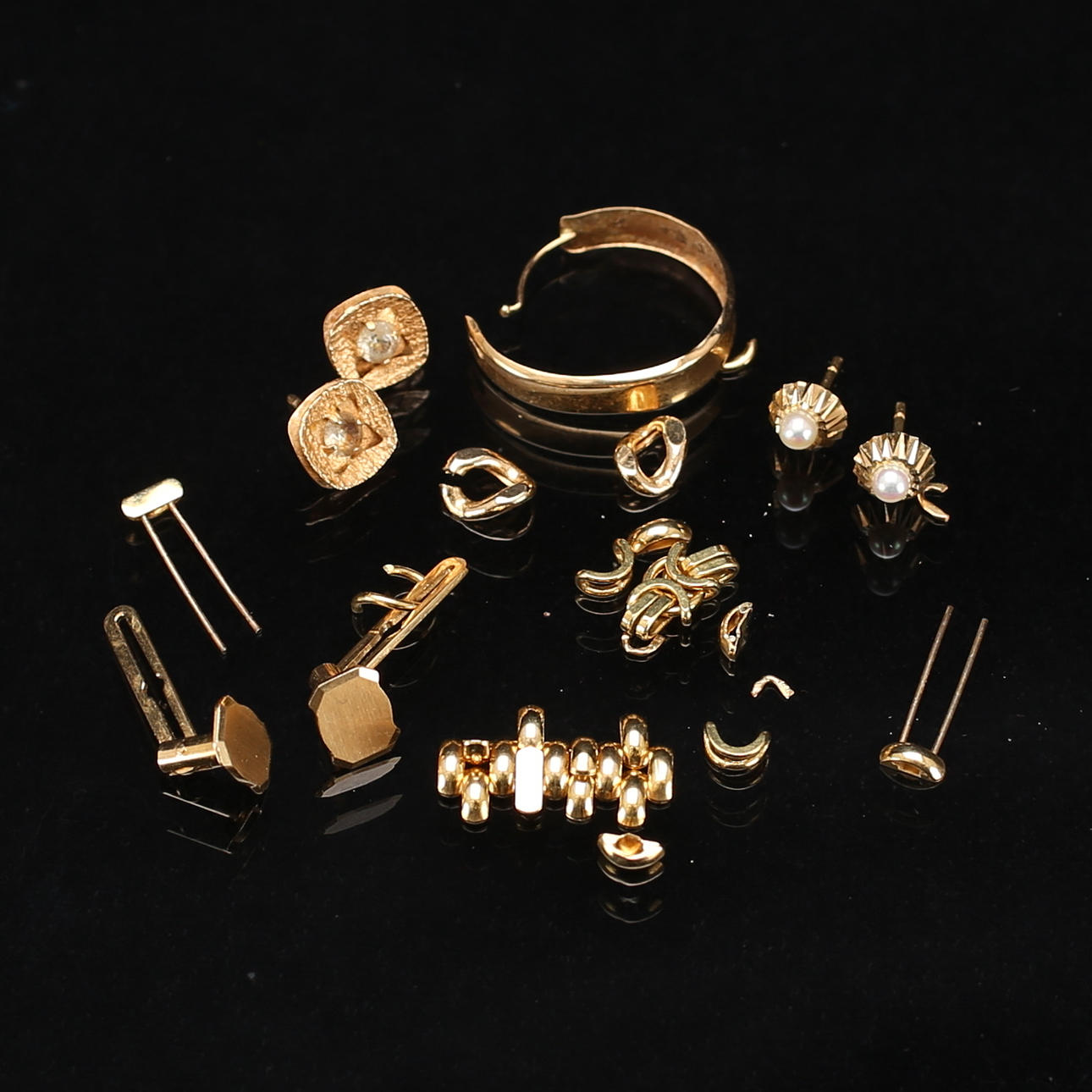 SKROTGULD, 18 k guld, 9,99 g.