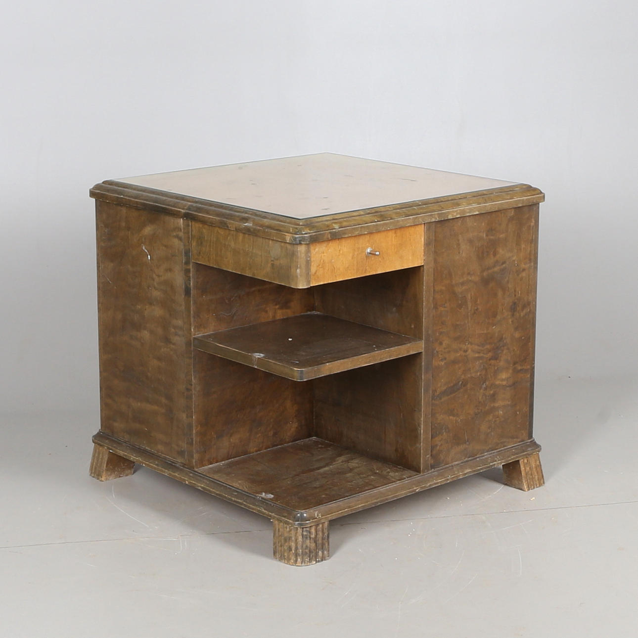 RÖK/DRINKBORD, med glasskiva, trä, 1900-tal.