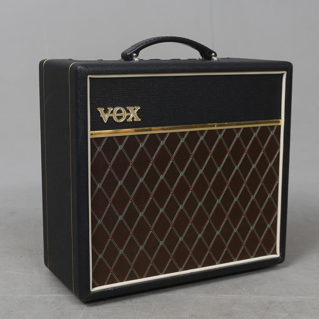 FÖRSTÄRKARE, Vox, Pathfinder 15R.