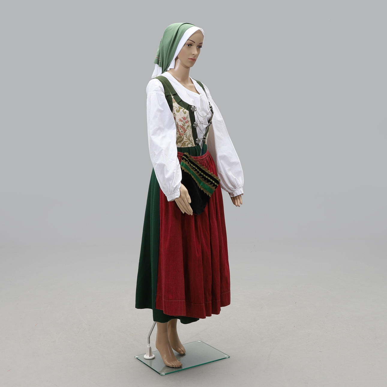 FOLKEDRAGT, Bara Härad, Skåne.