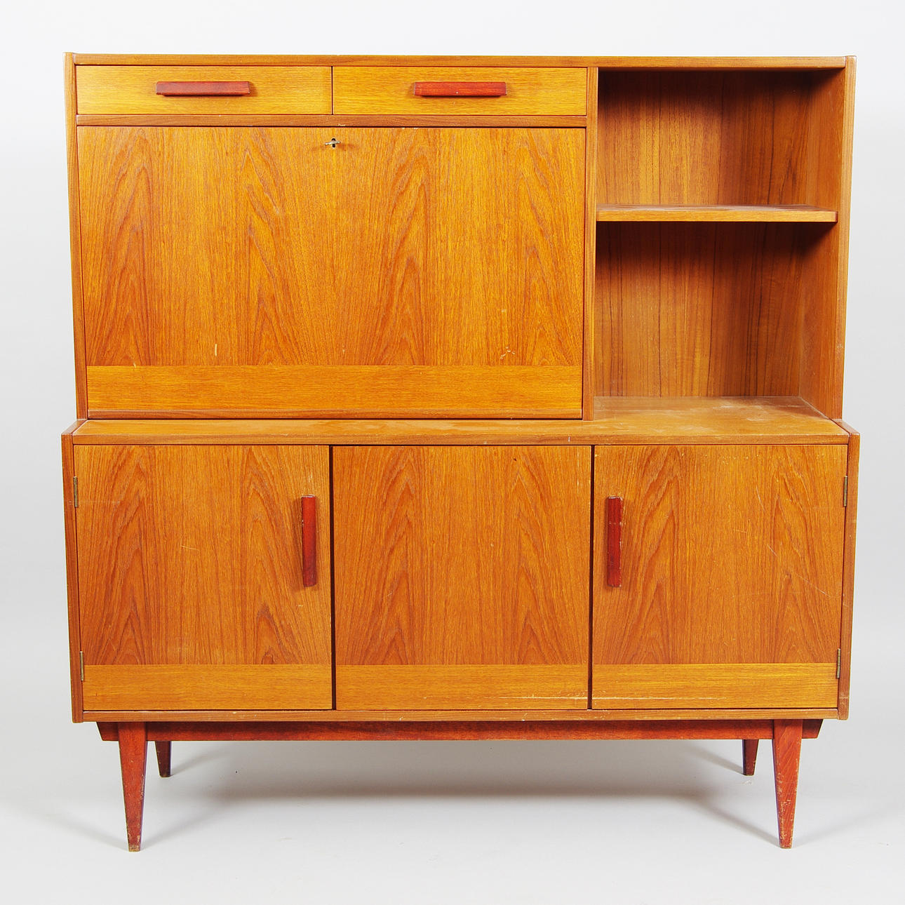 SKÅP MED ÖVERDEL, teak, 1900-talets mitt.