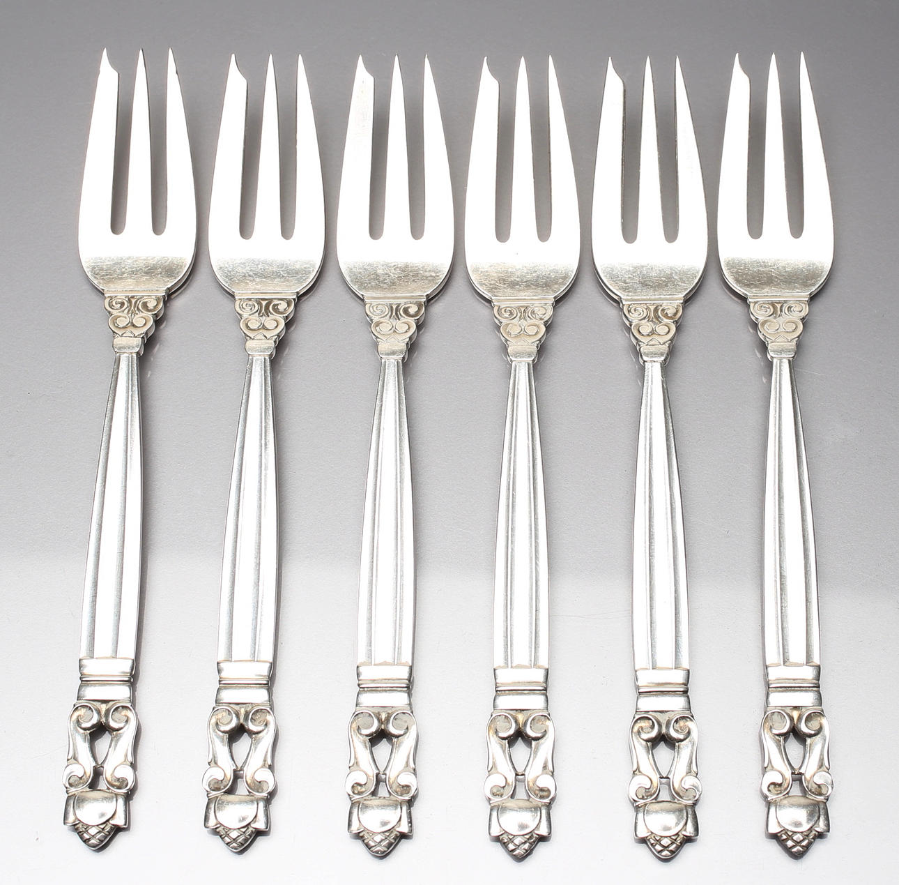 GEORG JENSEN. 6 kaka gafflar.