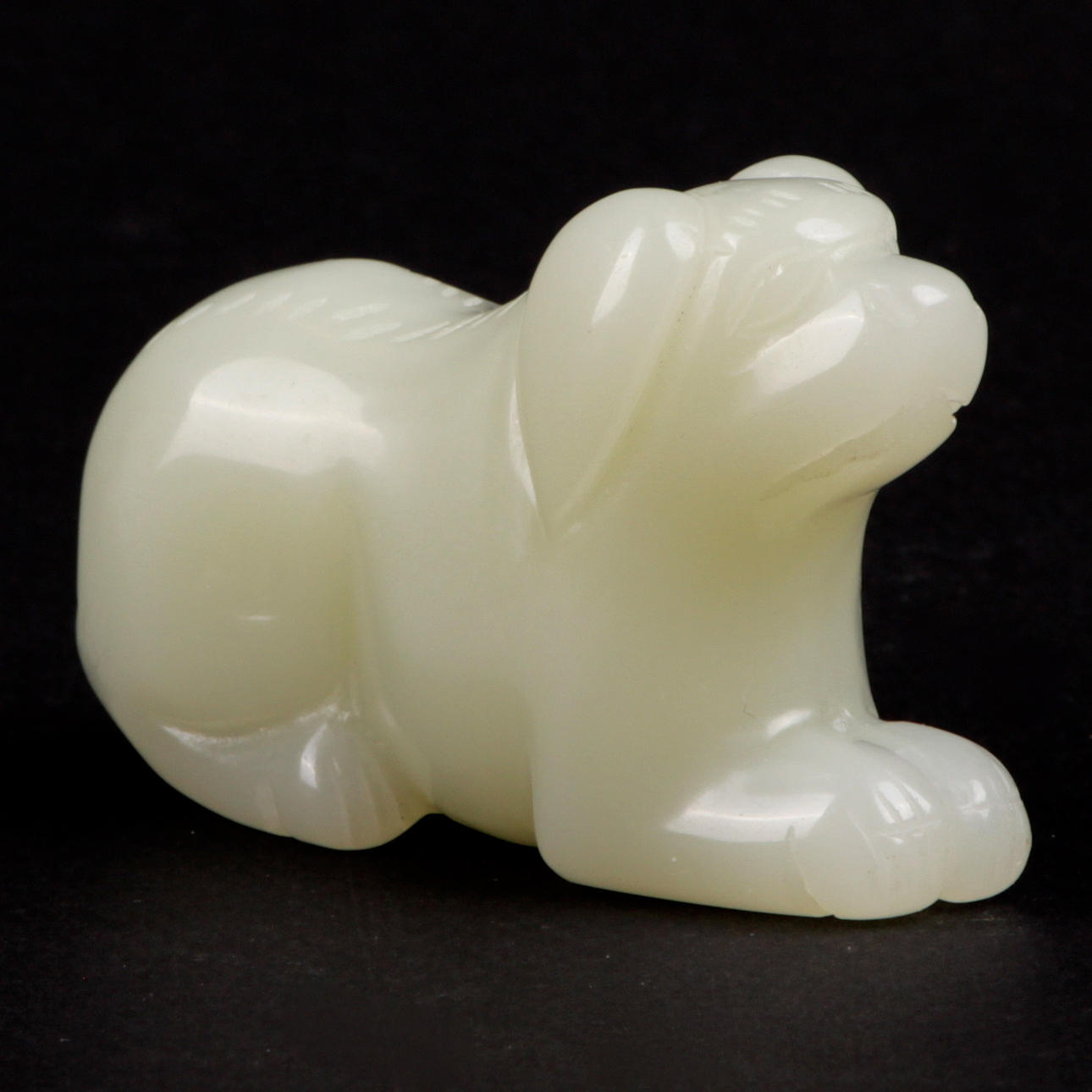 FIGURIN, hund, jade, möjligen Qing.