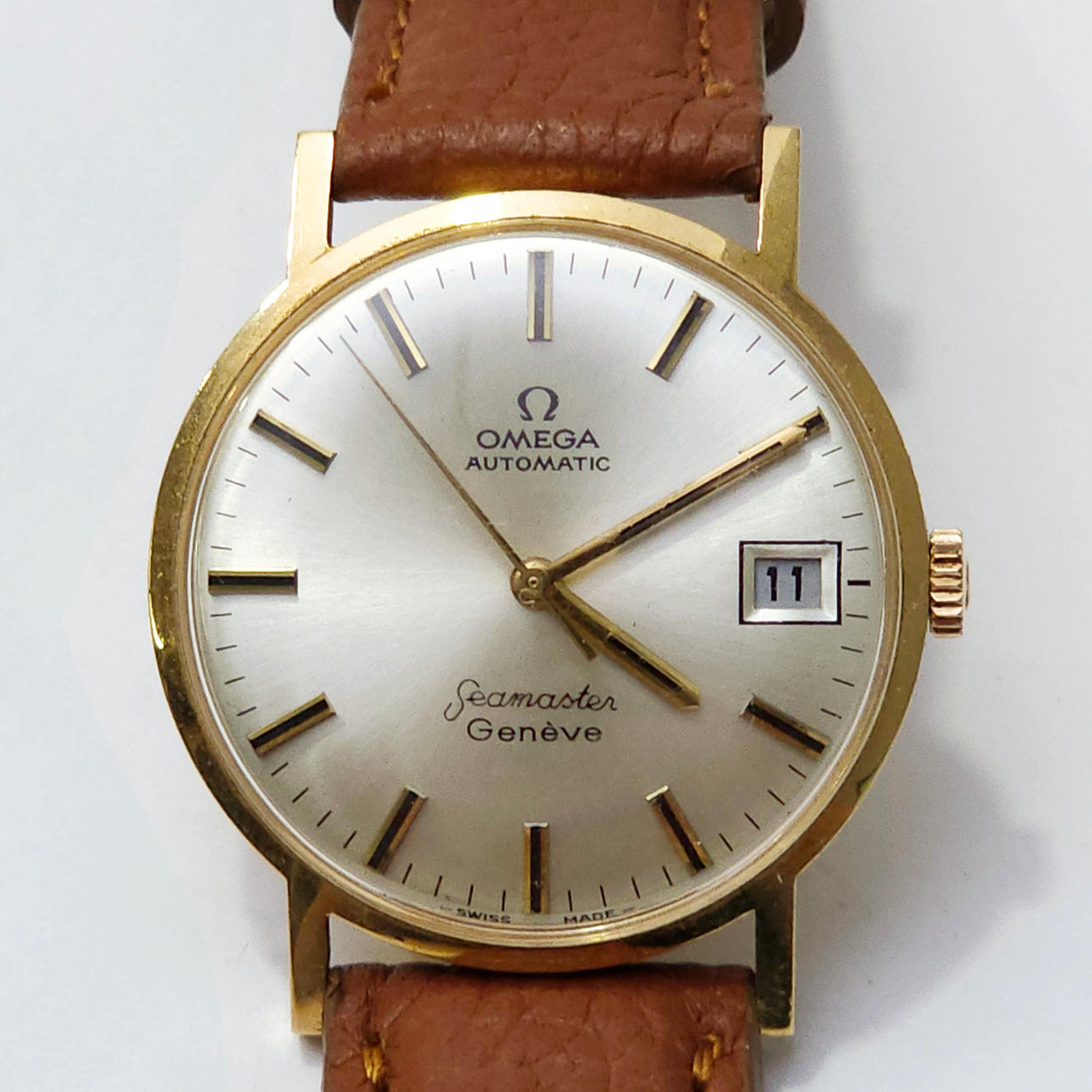 OMEGA SEAMASTER. AUTOMATIC YELLOW GOLD WRISTWATCH.