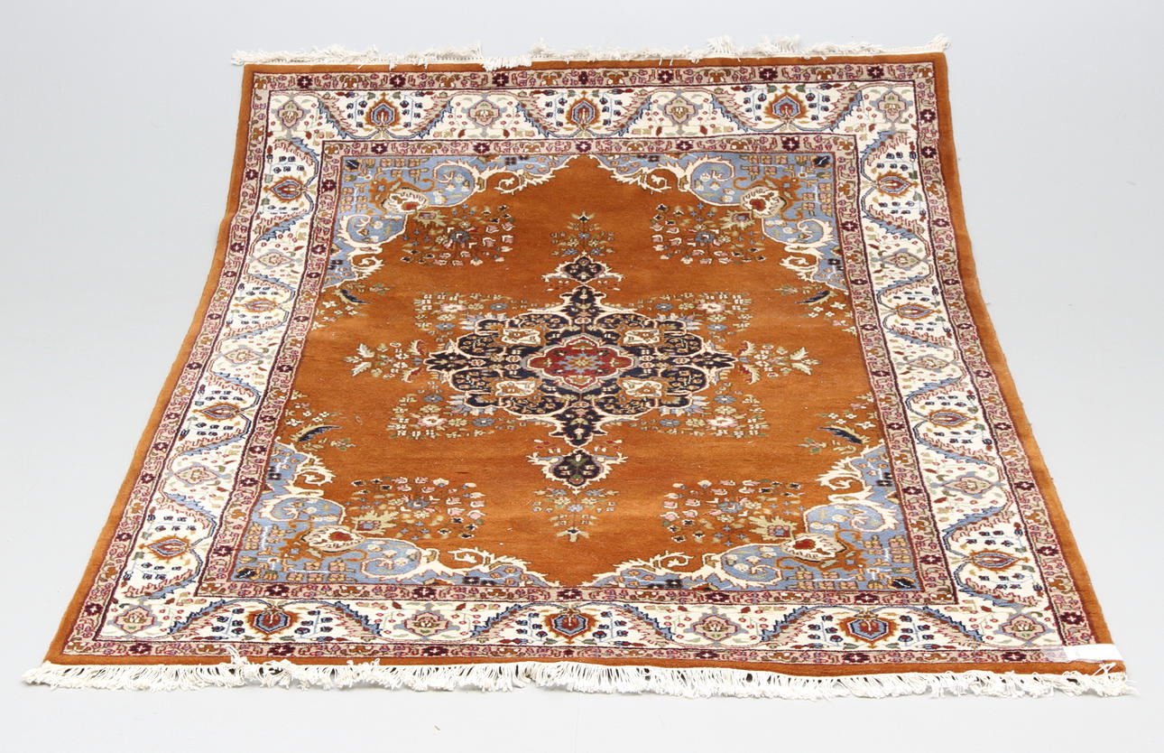 ORIENTMATTA 232X167 cm.