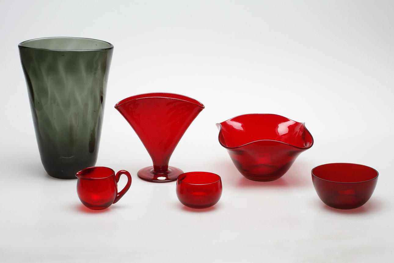 GLASFÖREMÅL, 6 delar, Reijmyre.