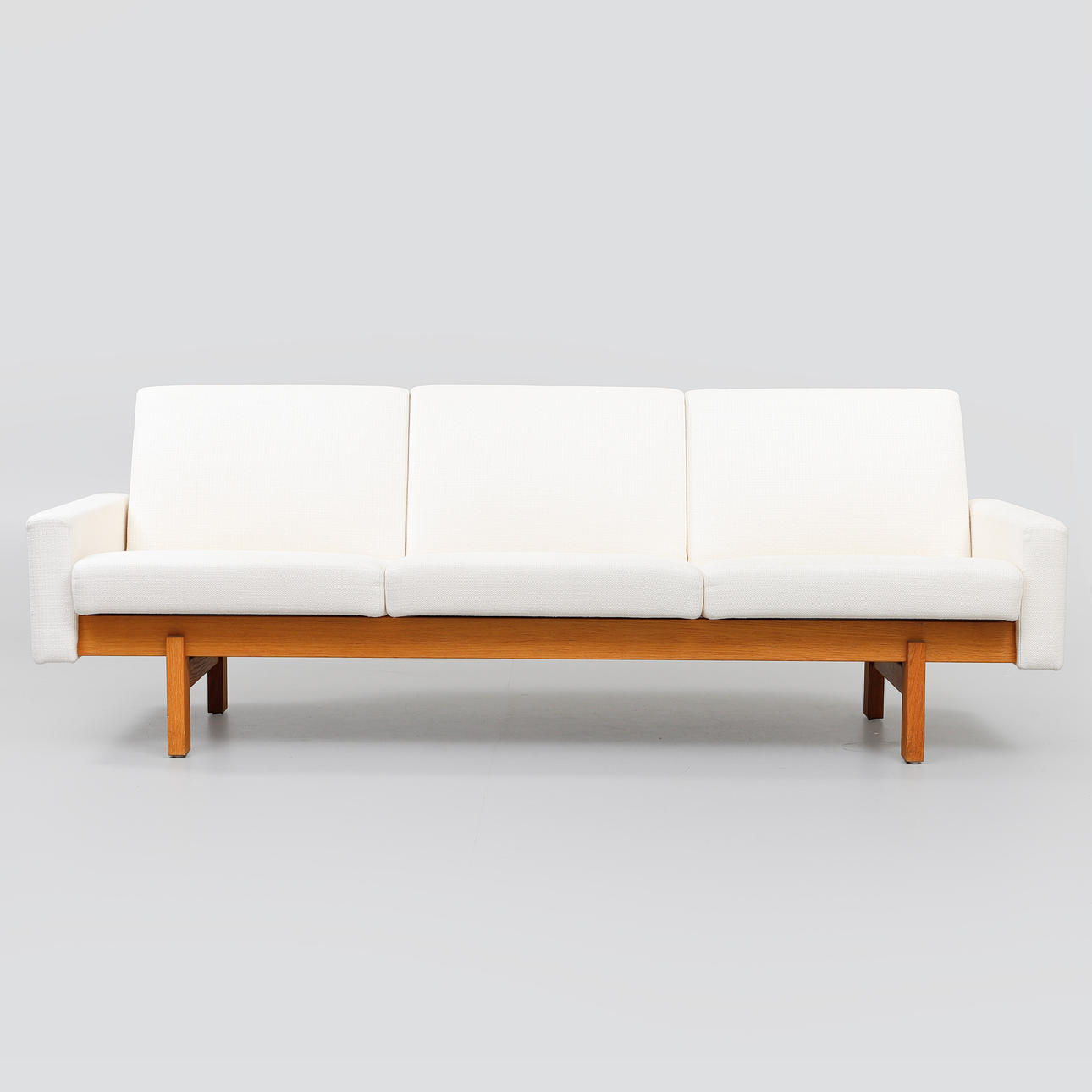 YNGVE EKSTRÖM. Sofa, “Accent”, Swedese.