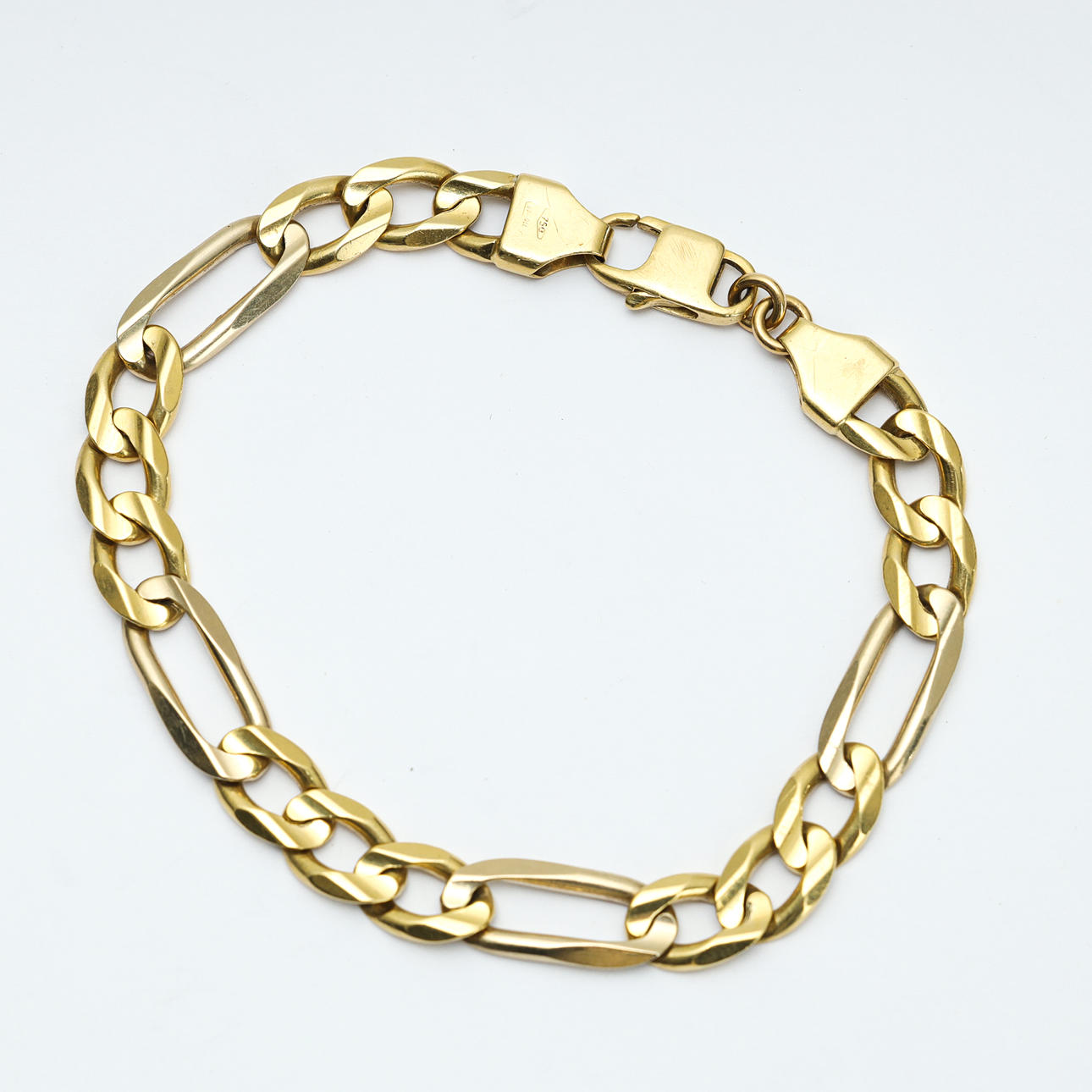 ARMKEDJA, 18K guld. 35,7 gram.