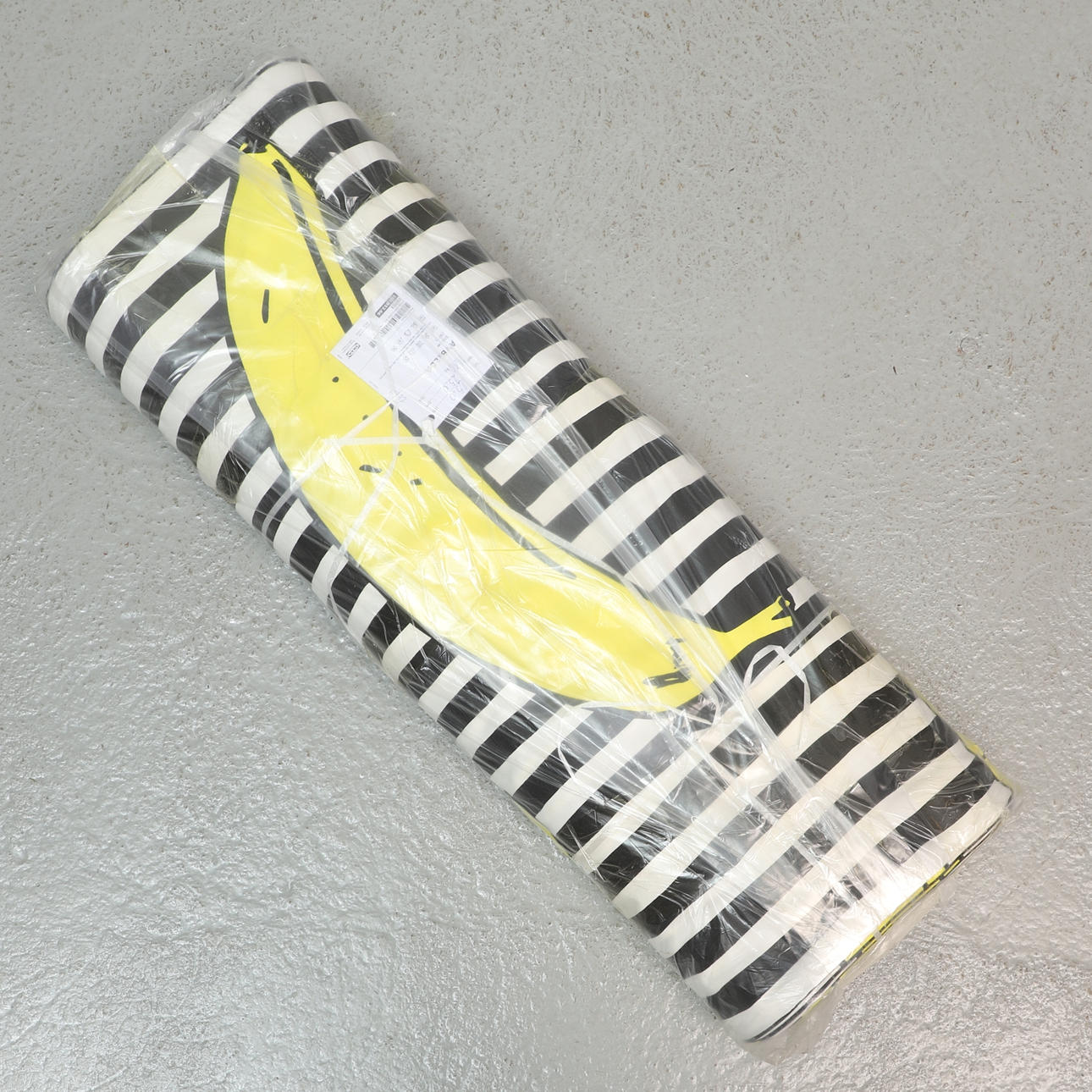 INEZ SVENSSON. TYG, "Randig Banan" IKEA.