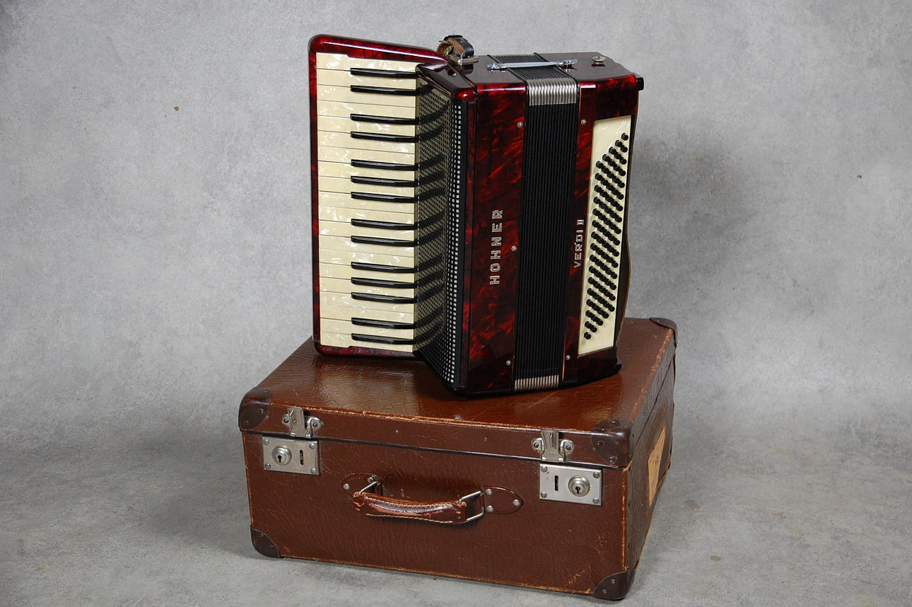 DRAGSPEL, Hohner " Verdi ll ".
