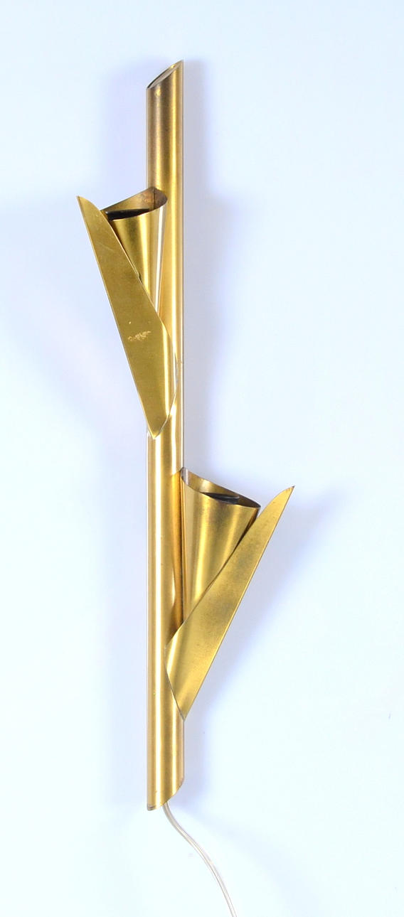 VÄGGLAMPA TILL 2-LJUS, Ystad metall.