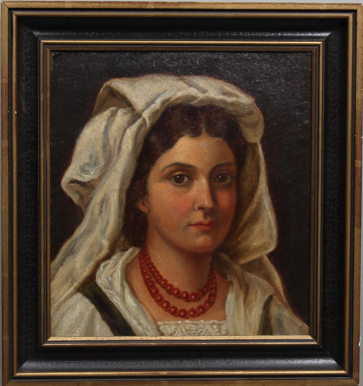 OKÄND KONSTNÄR, porträtt av dam med korallhalsband, olja på pannå, 18/1900-tal..