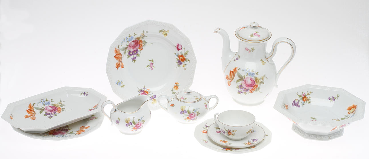 PARTI PORSLIN, Rosenthal "Balmoral" samt "Maria".