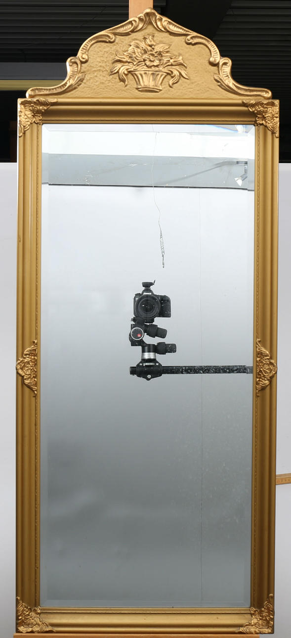 VÄGGSPEGEL, trä och gips, förgylld, facettslipat glas, 1900-talets andra hälft.