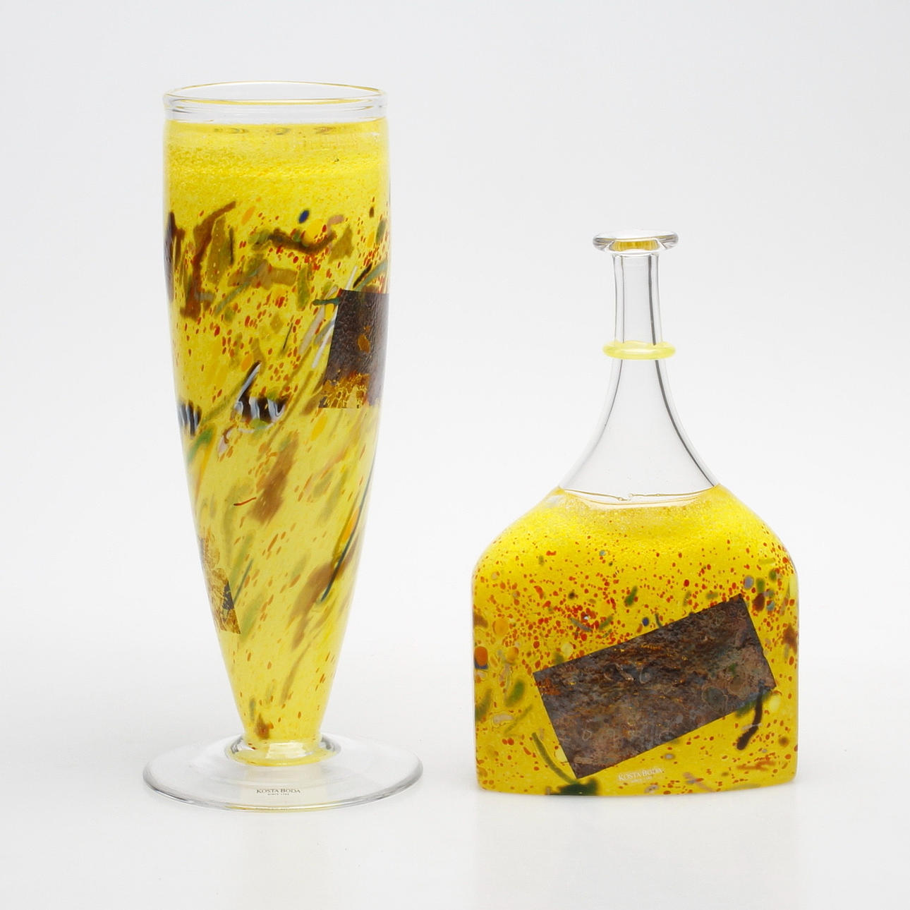 VASER, 2 st, glas, "Satellite", Bertil Vallien, Artist Collection. Kosta boda. Signerade.