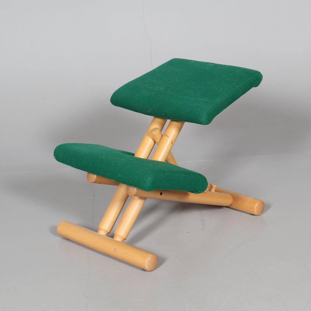 PETER OPSVIK. ERGONOMIC CHAIR, Stokke, Norway.