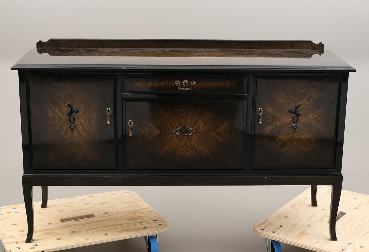 SIDEBOARD 1930-tal, mörkbonad flammig björk.