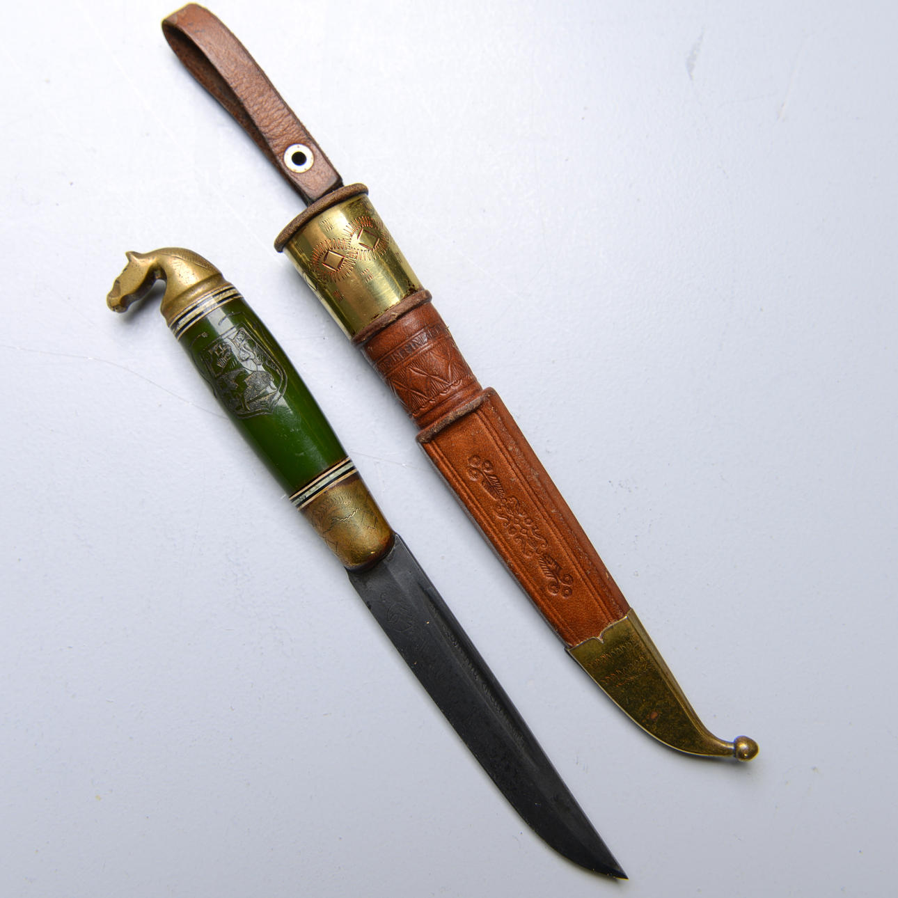 KUSTAA LAMMI. Suomalainen puukko, Kauhava.