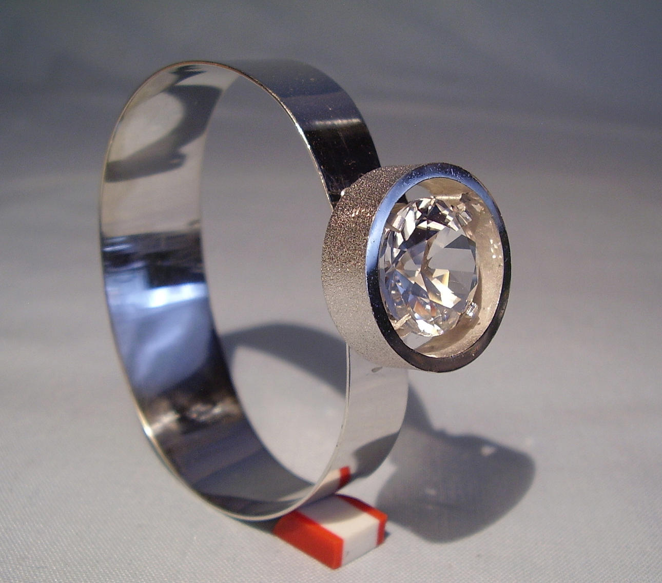 THEODOR KLOTZ. BERGKRISTALL ARMRING SILVER 925 signerad Theodor Klotz, Pforzheim.