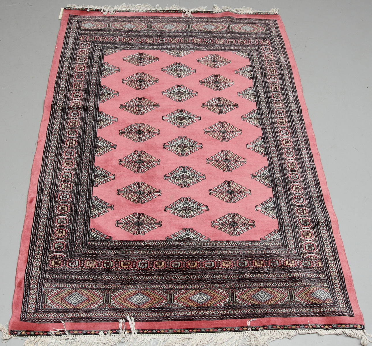 MATTA, orientalisk, ca 183 x 129 cm.