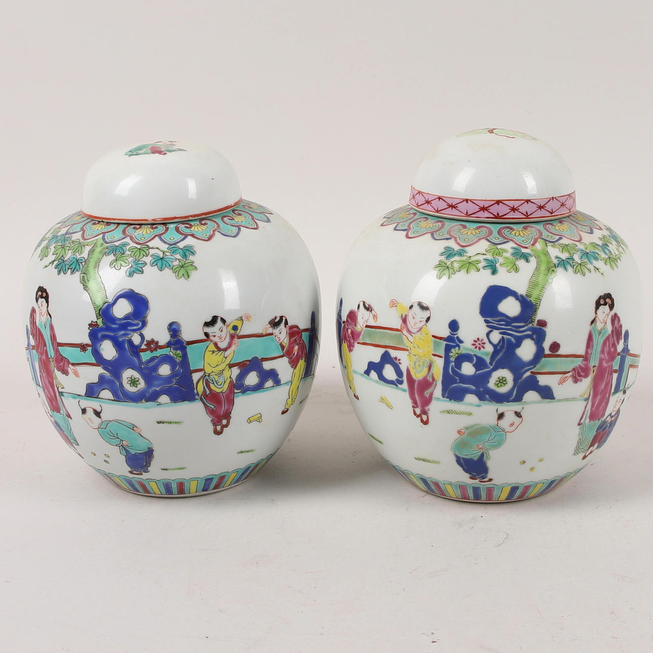 SLUSURNER, 2 stk. Kina, 20. årh.