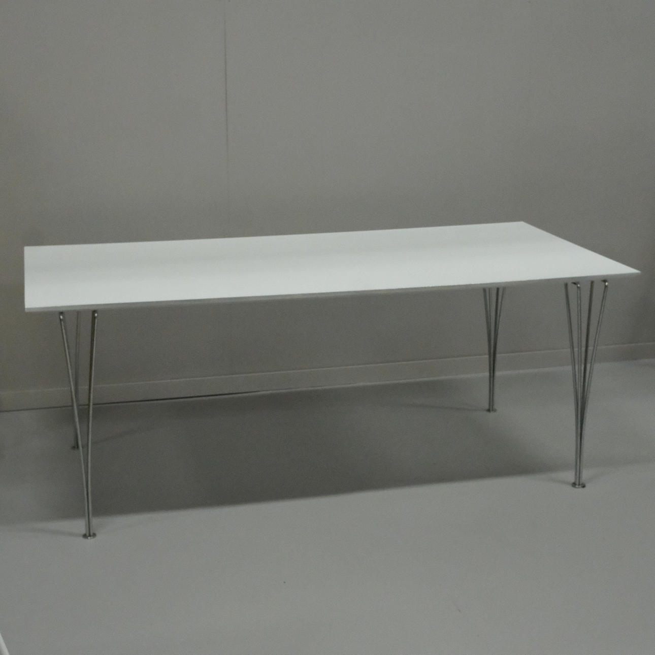 BRUNO MATHSSON. SPISEBORD, FRITZ HANSEN.