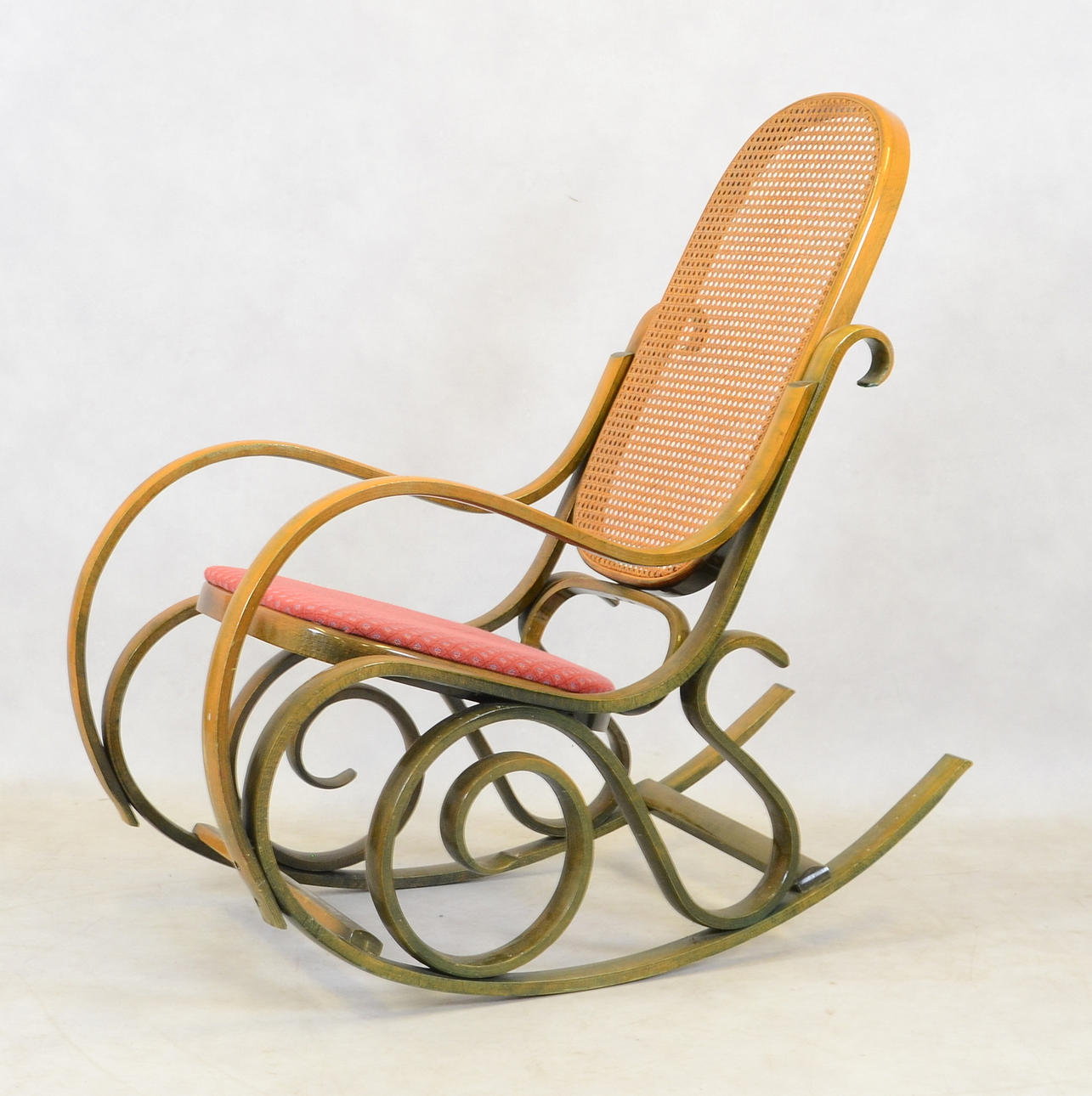 GUNGSTOL, Thonétstil, 1900-tal.